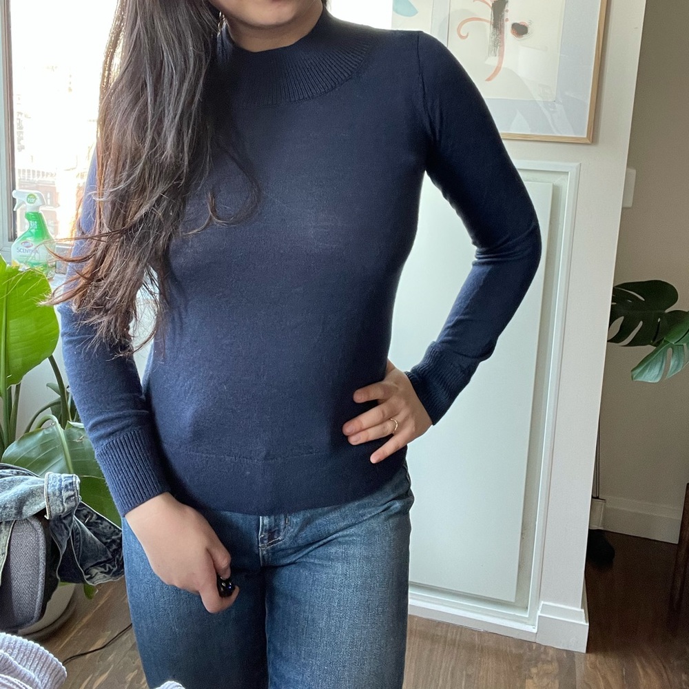 Club monaco blue sweater